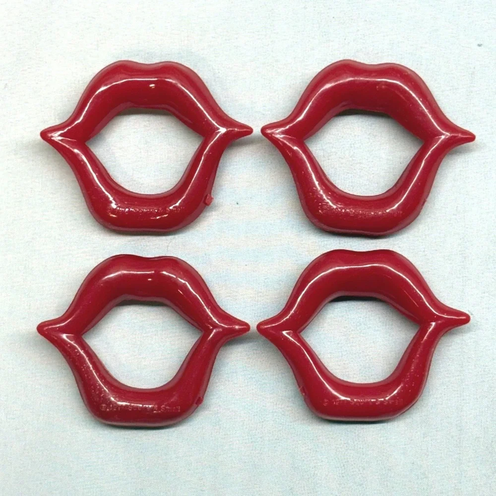 Squire & Small Napkin Holder Set 4 OS Red Good 1977 Vintage Plastic Lips Rings